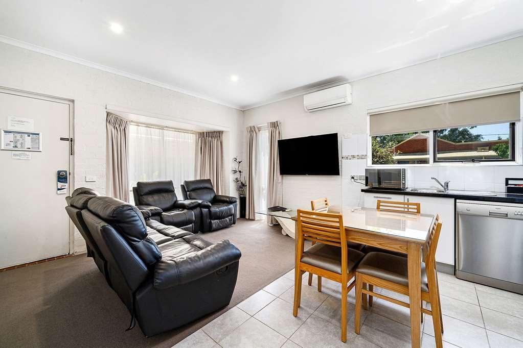 Comfort Inn Coach & Bushmans Seymour Room photo